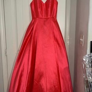 Coral Madison James size 6 prom/homecoming dress
